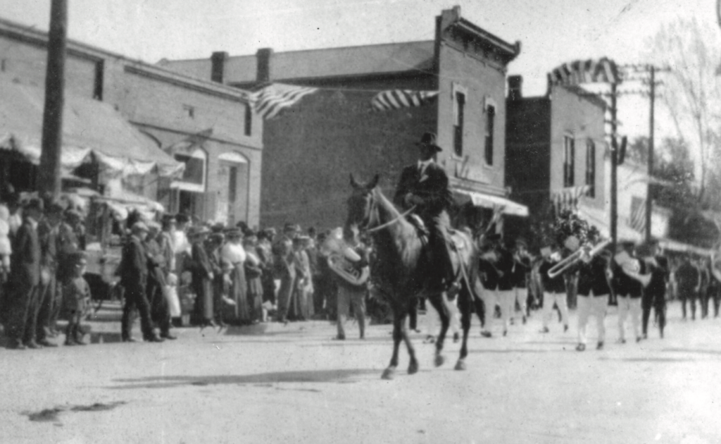 A parade in Shelby County at the end of World War I